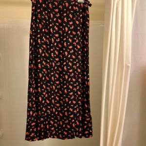 Women Maxi Skirt, Brand MIXIT Color Black With Roses, Size 12 Petite